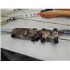 Image 6 : 2 wildcat recurve 20lb pull bows with 5 target arrows, arm sleeve and hardcase