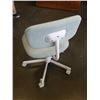 Image 4 : GAS LIFT OFFICE CHAIR