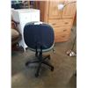 Image 3 : GREEN GAS LIFT OFFICE CHAIR