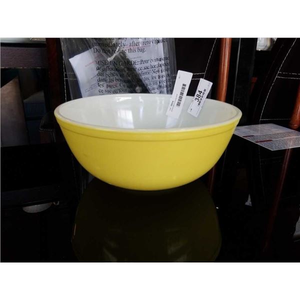 yellow pyrex mixing bowl