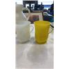 Image 4 : VINTAGE 1980S KOOL AID JUG AND 4 GLASSES