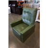 Image 5 : VINTAGE GREEN RECLINER CHAIR - 29 INCHES WIDE X 3 FOOT DEEP