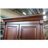 Image 4 : 2 PIECE MAHOGANY FINISH CABINET WITH DOORS - 32 INCHES WIDE X 21 DEEP X 77 TALL