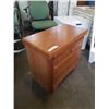 Image 3 : OAK 2 DRAWER NIGHTSTAND - 30 INCHES WIDE X 17 DEEP X 27 TALL