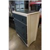 Image 5 : PAINTED 4 DRAWER CHEST OF DRAWERS - 40 TALL 29 WIDE 17 INCHES DEEP