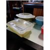 Image 3 : LOT OF VINTAGE PYREX DISHES - 2 LIDDED