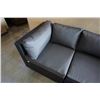 Image 3 : BRAND NEW PREMIUM RATTAN OUTDOOR 4 PIECE MODULAR SECTIONAL SOFA W/ DARK GREY CUSHIONS - RETAIL $1299