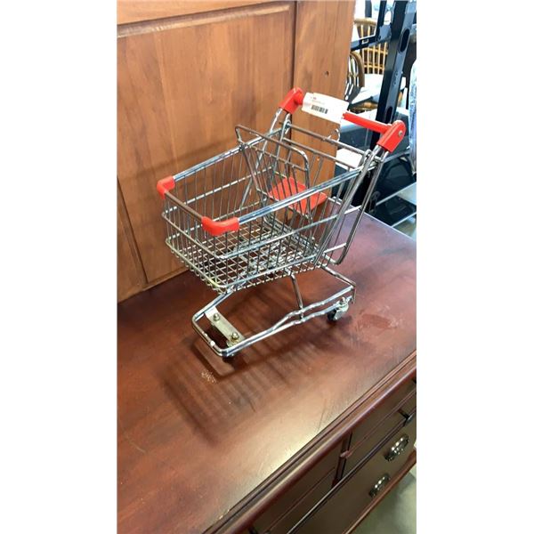 VINTAGE MINI SHOPPING CART