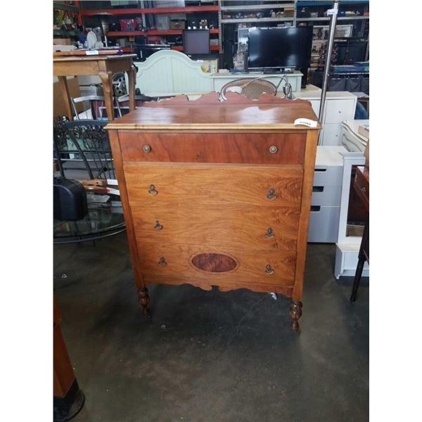 ANTIQUE 4 DRAWER DRESSER ON CASTORS - 3 FOOT WIDE X 19 INCHES DEEP X 4 FOOT TALL