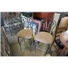 Image 3 : 2 METAL BASE BAR STOOLS