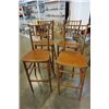 Image 1 : 4 WOOD BAR STOOLS