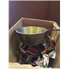 Image 2 : LOT OF COPPER AND BRASS DECOR, BOWL