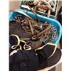 Image 3 : TOTE AND HAMPER OF HORSE TACK