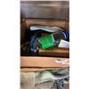 Image 3 : 2 BOXES OF BATH MATS, RUG, GLASS BOWLS, ESTATE GOODS AND PURSES