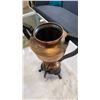 Image 9 : BRASS DECOR, DUCK, SPITOON, AND COPPER URN - NO LID