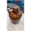 Image 6 : Two Eastern ginger jars