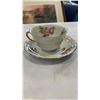 Image 17 : 7 CHINA CUPS AND SAUCERS - LIMOGES, QUEEN ANNE, CASTLE, GROSVENOR, RADFORDS, 2 ROYAL ALBERT