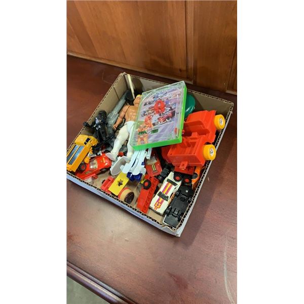 LOT OF VINTAGE TRANSFORMER AND OTHER TOYS