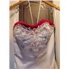 Image 2 : NEW SIZE 6 FORMAL GOWN