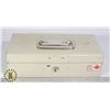 Image 1 : CASH BOX
