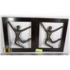 Image 1 : PAIR OF DANCING MEN WALL ART