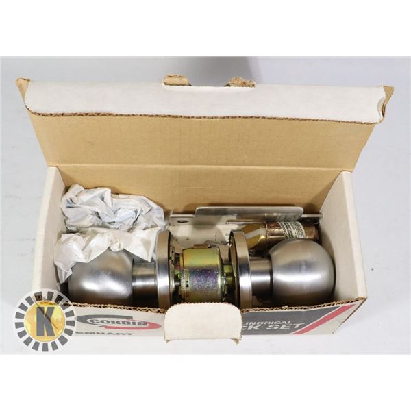 COMMERCIAL DOOR HANDLE