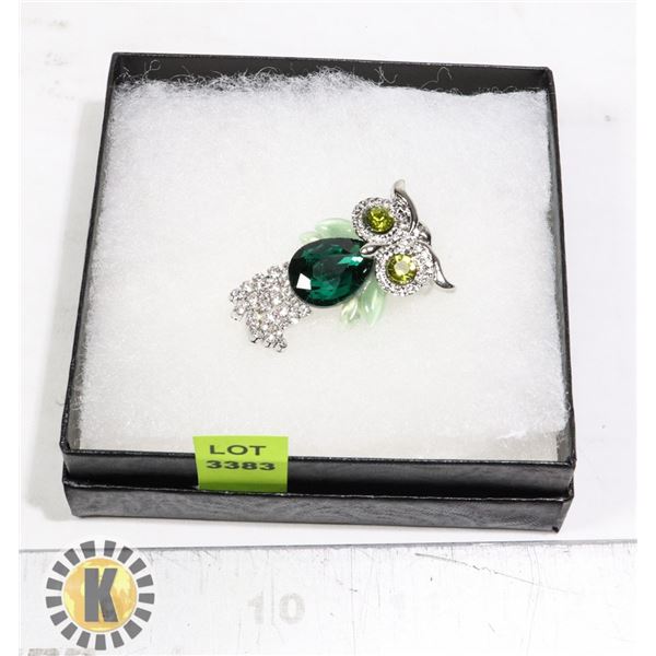 OWL SHAPE RHINESTONE BROOCH