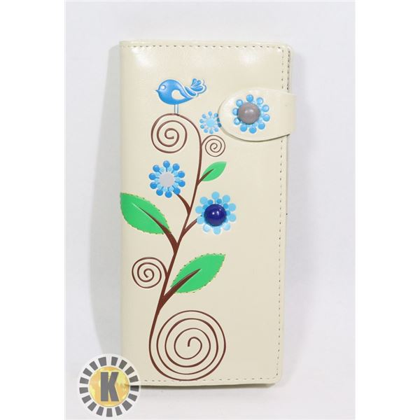 NEW SHAG WEAR WOMENS WALLET