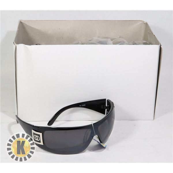 SUNGLASSES CHANEL LOGO STYLE