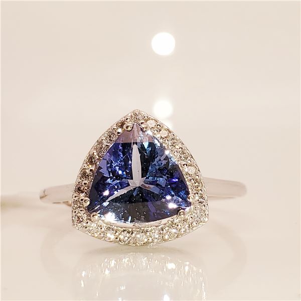 PLATINUM950 NATURAL TANZANITE(1.8CT)