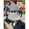 Image 1 : Client chair
