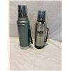 Image 1 : Two thermos