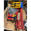 Image 1 : Lot measuring gauge and other hardware