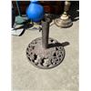 Image 1 : Umbrella stand