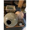 Image 1 : Lot of pottery