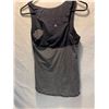 Image 2 : Lulu tank top size unsure