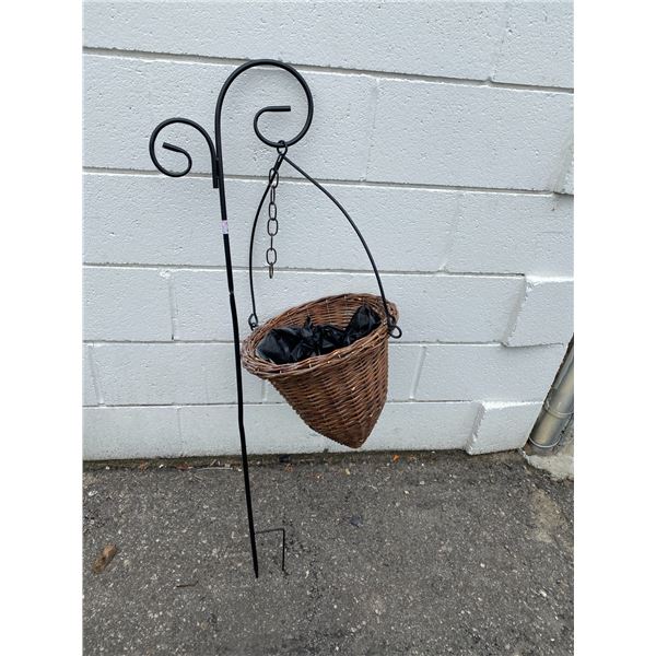 Hanging planter