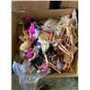 Image 1 : Lot Barbie items