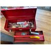 Image 1 : Toolbox and contents