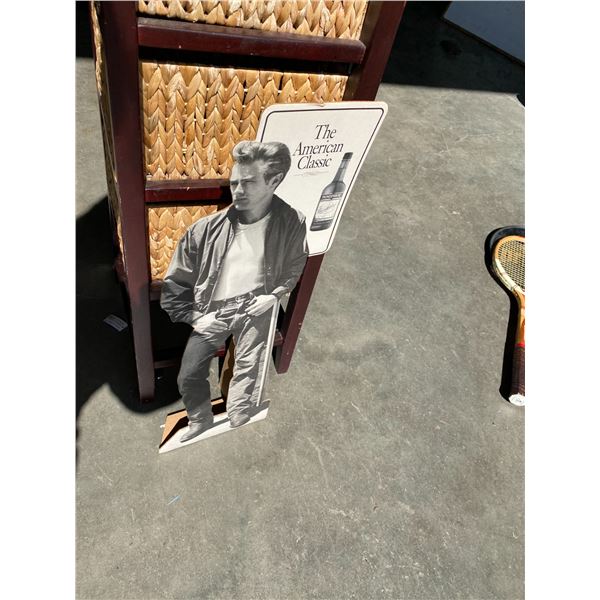 Cardboard advertising