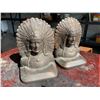 Image 1 : Book ends