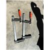 Image 1 : Two clamps