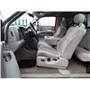 Image 33 : A8 --  2001 FORD F350 SRW SUPER DUTY EXT CAB 4X4 , Red , 290143  KM's TMU  "NO RESERVE"
