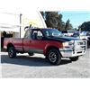 Image 3 : A8 --  2001 FORD F350 SRW SUPER DUTY EXT CAB 4X4 , Red , 290143  KM's TMU  "NO RESERVE"