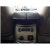 Image 38 : E2 --  2010 LICOLN MKT  , White , 215959  KM's