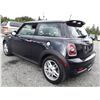 Image 7 : H6A --  2009 MINI COOPER S  , Black , 102406  KM's