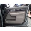 Image 25 : H6H --  2007 LINCOLN MKX , Silver , 262837  KM's