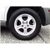 Image 11 : H4 --  2003 MITSUBISHI OUTLANDER LS , White , 246076  KM's