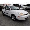 Image 3 : A7 --  2000 FORD FOCUS ZX3 , White , 218677  KM's  "NO RESERVE"