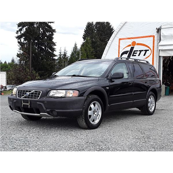 C1 --  2002 VOLVO XC70 AWD , Black , 174174  KM's